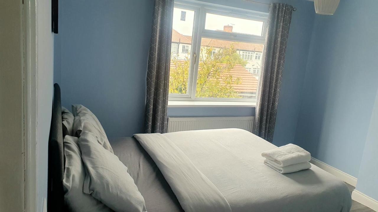 Harington Homes Palmers Green Exteriör bild