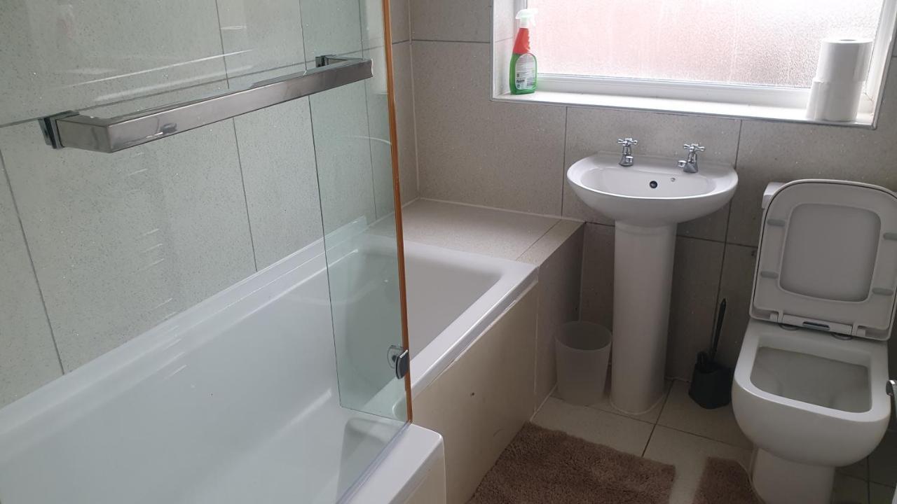 Harington Homes Palmers Green Exteriör bild